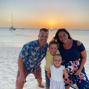 Meet your Posher, Dana